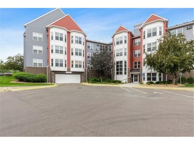Building Photo - 720 3rd Ave NE