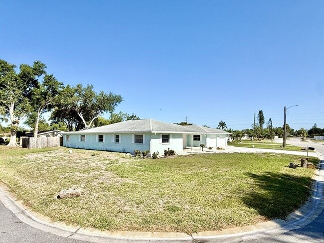 Building Photo - 4440 Maceachen Blvd
