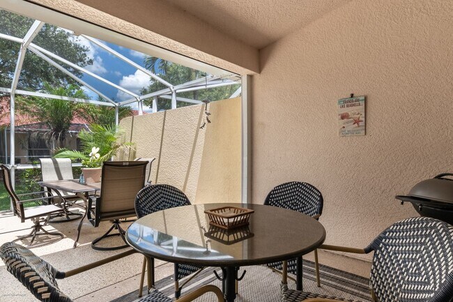 Building Photo - IMMACULATE TURNKEY FURNISHED- NEAR TWIN IS...