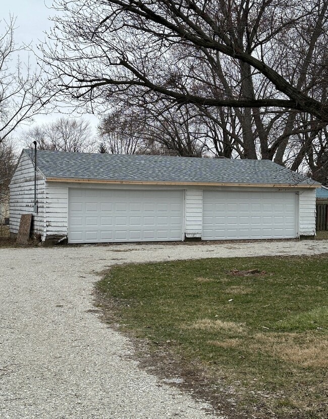 Building Photo - S 24th Duplex