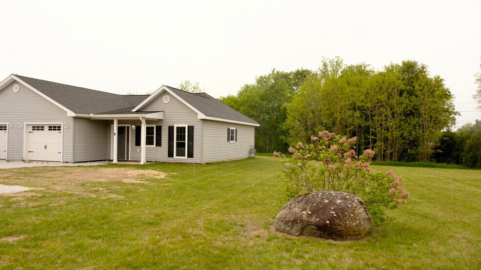 Building Photo - 100 Jay Bird Ln