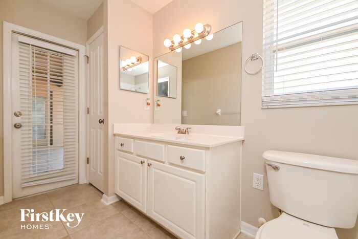 Building Photo - 30517 Treyburn Loop
