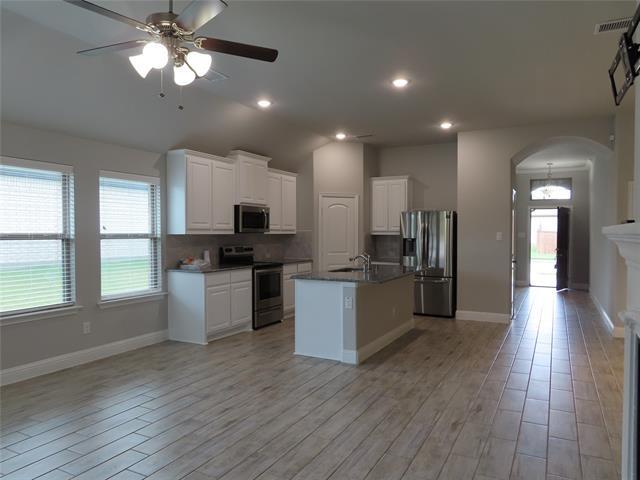 Building Photo - 426 Oleander Dr