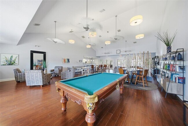 Building Photo - 5092 Beach Dr SE