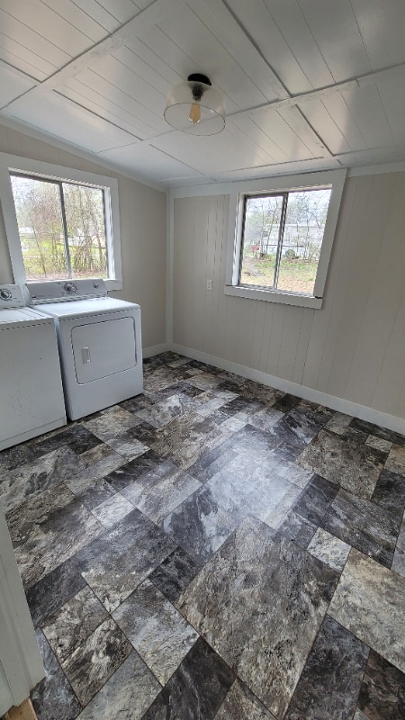 Building Photo - 208 W Chester St