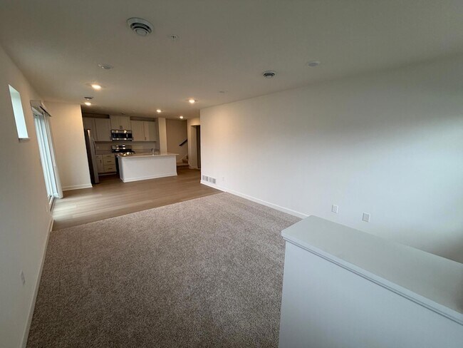 Building Photo - 5285 Long Pointe Pass