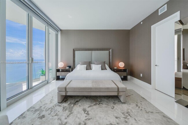 Building Photo - 16901 Collins Ave