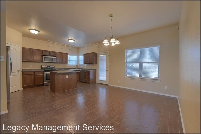 Building Photo - 4 br, 2.5 bath House - 11233 Red Barrel