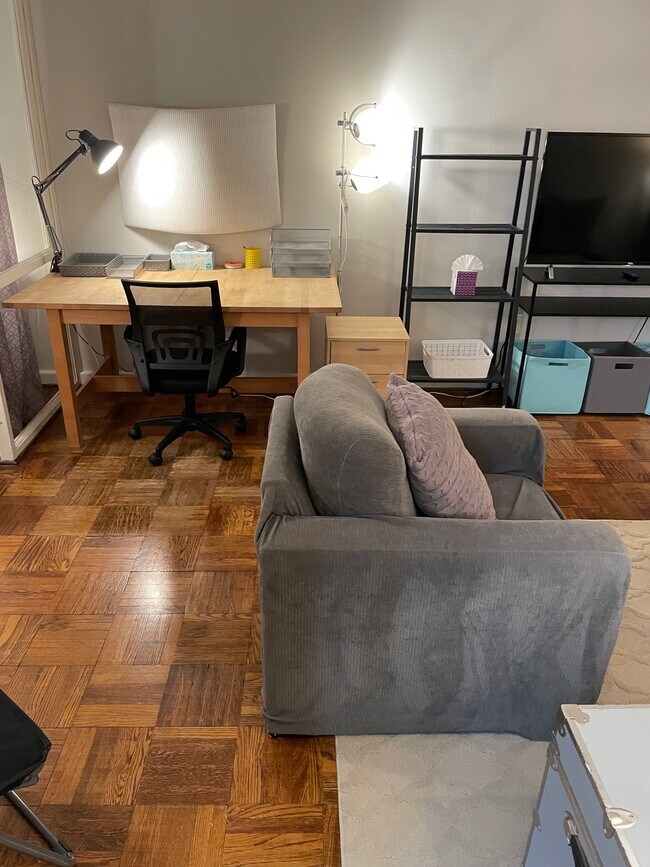 Building Photo - 2141 I St NW