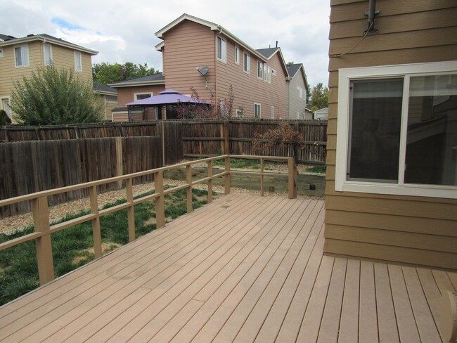 Building Photo - Superb  updated 5 bedroom, 4 bathroom home...