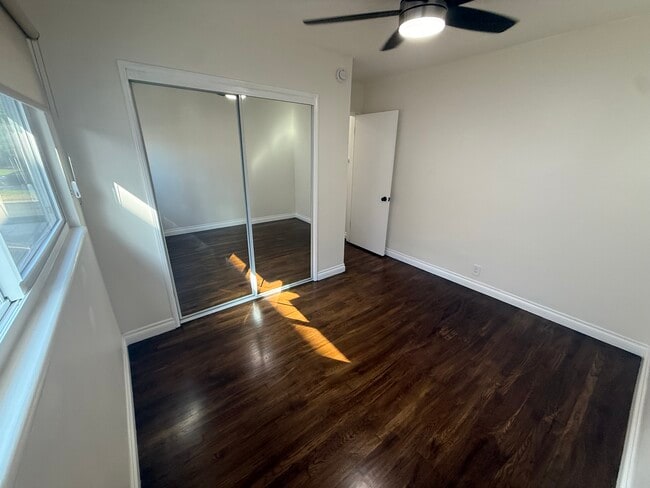 Building Photo - 316 Calle Miramar