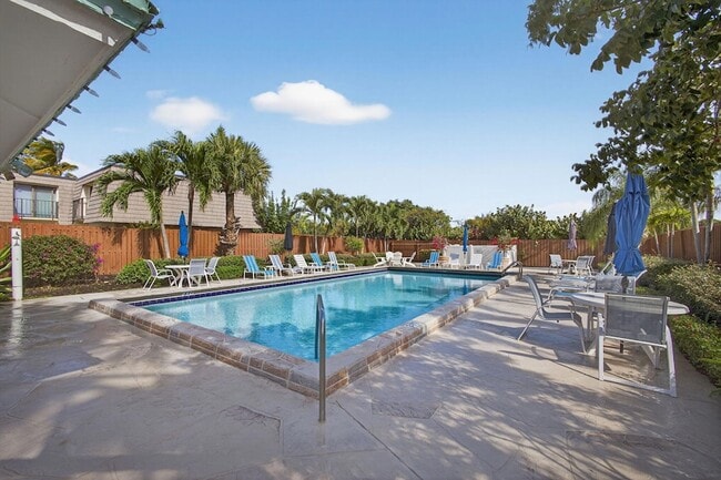 Building Photo - 112 Ocean Cove Dr