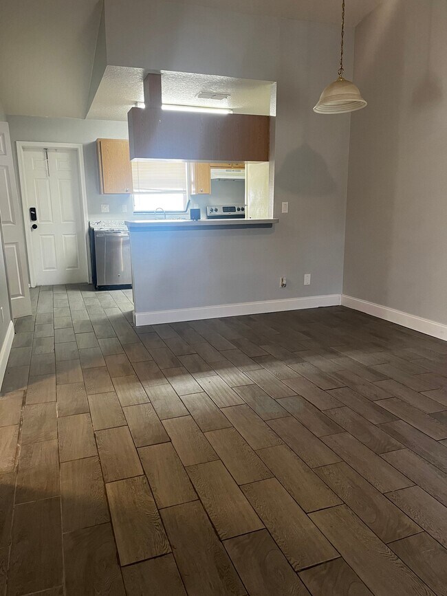 Building Photo - 5228 Orange Ave