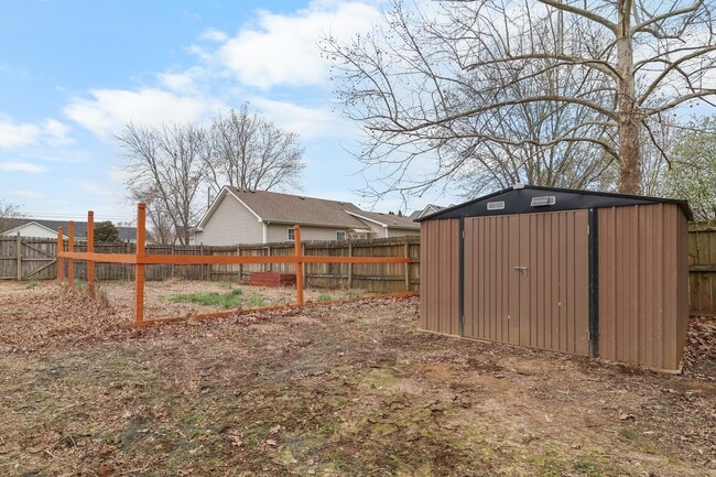 Building Photo - 3809 Man O War Blvd