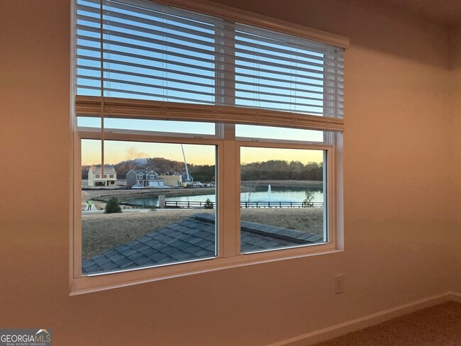 Building Photo - 102 Lavender Cir