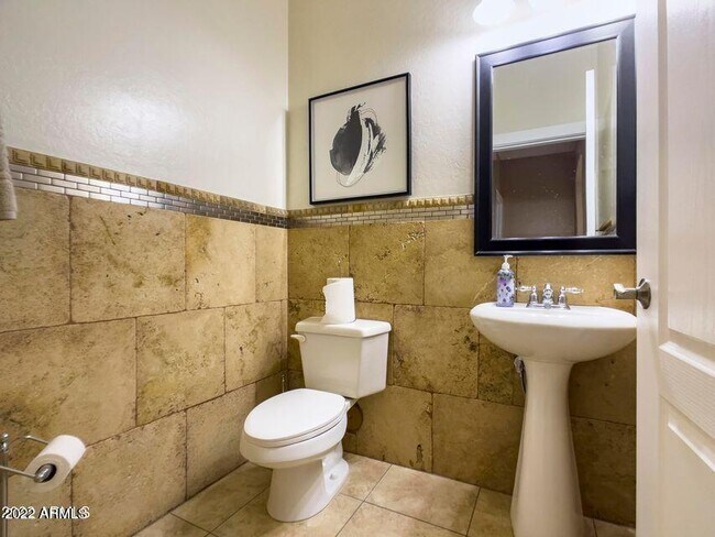 Building Photo - 2406 W Sienna Bouquet Pl