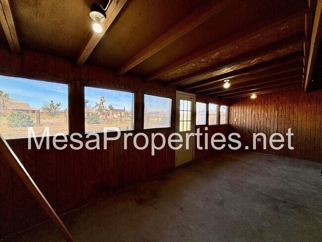 Building Photo - 9964 Arroyo Ave