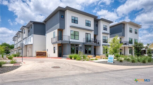 Building Photo - 1208 N Academy Ave