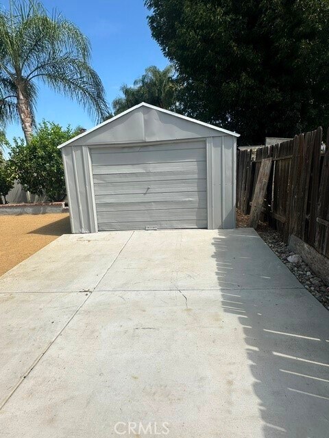 Building Photo - 26286 Topanga Way