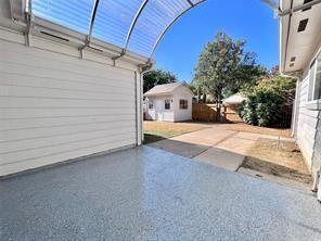 Building Photo - 409 Kirkwood Dr