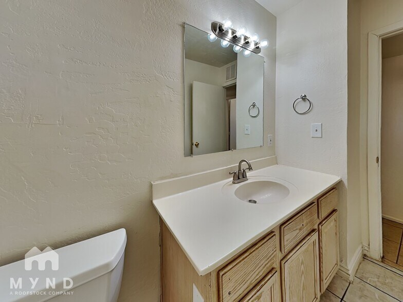 Building Photo - 15426 N Cactus Ln