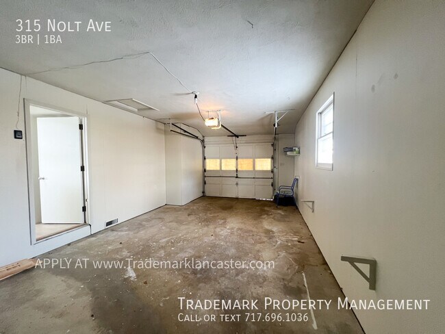 Building Photo - Nice 3 Bedroom Rancher