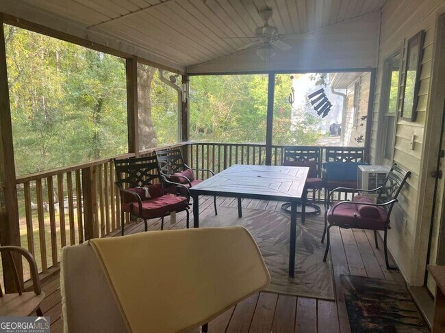 Building Photo - 3582 Thompson Bend