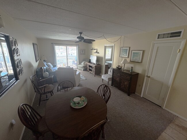 Building Photo - 708 S Tamiami Trl