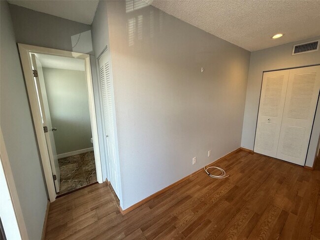 Building Photo - 7600 NW 4th Pl