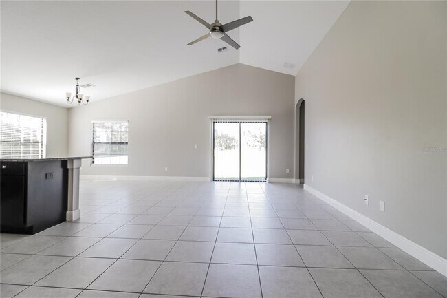 Building Photo - 327 Anchovie Ct
