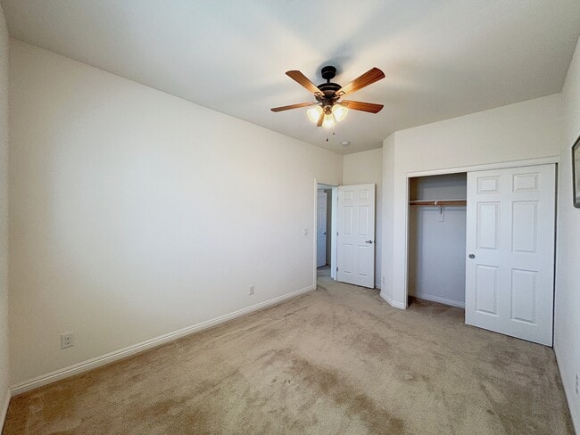 Building Photo - 8010 Bodie Island Ct