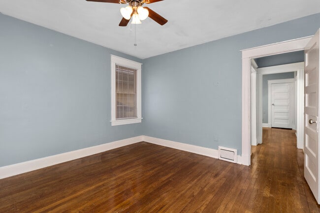 Building Photo - 3714 Walnut St