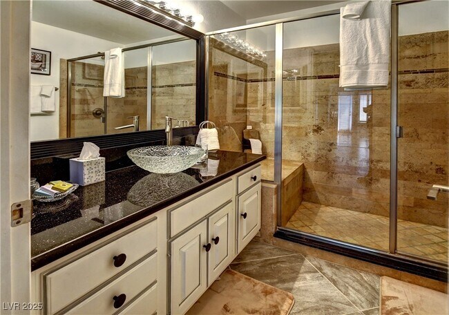 Building Photo - 4911 Mission Bay Dr