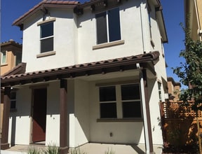 Building Photo - 272 Nimbus Cmn