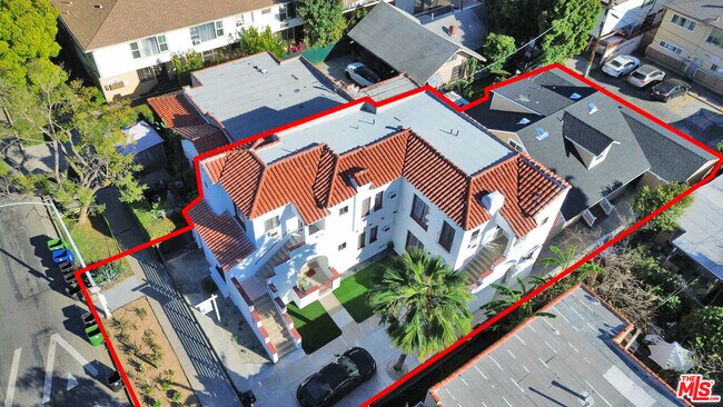 Building Photo - 5930 Willoughby Ave