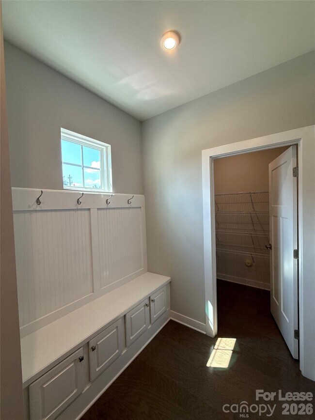 Building Photo - 14012 Sunnyhill Grove Rd
