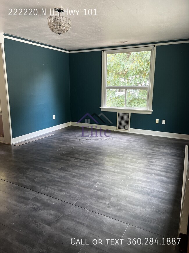 Building Photo - 222220 N US Hwy 101-