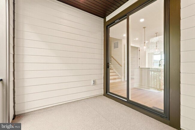 Building Photo - 11152 Lanier Farm Lp