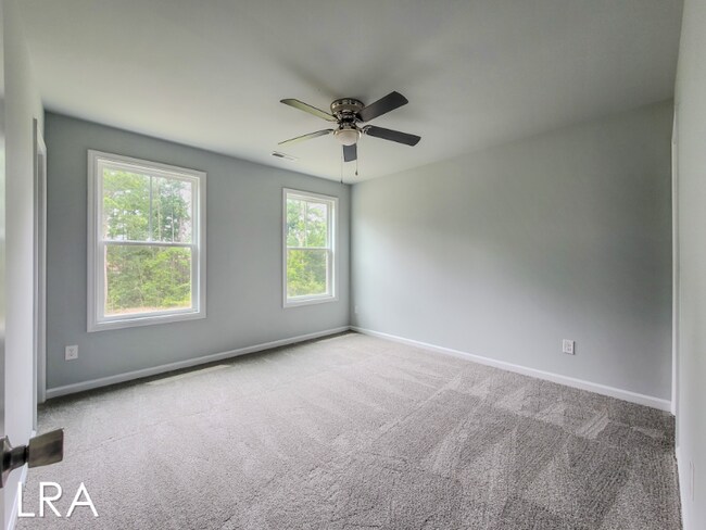 Building Photo - 185 Buckhorn Ave