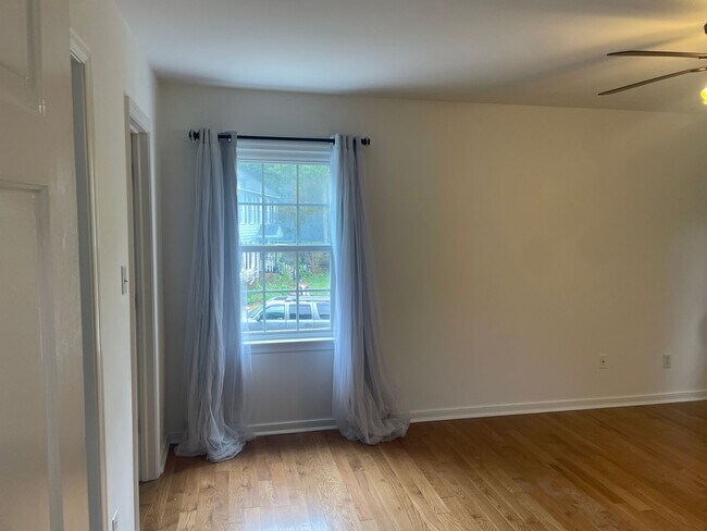 Building Photo - Gayton Green 4 Bedroom  2.5 Bath Home