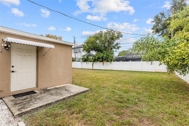 Building Photo - 2700 67th St N