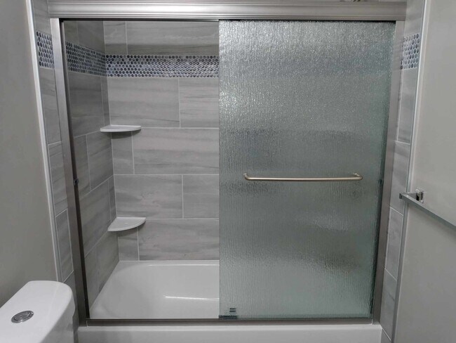 Building Photo - 440 N Oceana Blvd