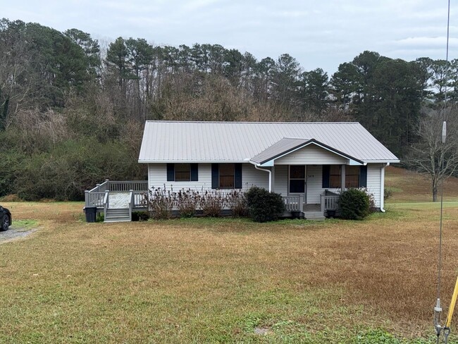 Building Photo - Adorable Updated Home for Rent in Guntersville, AL!