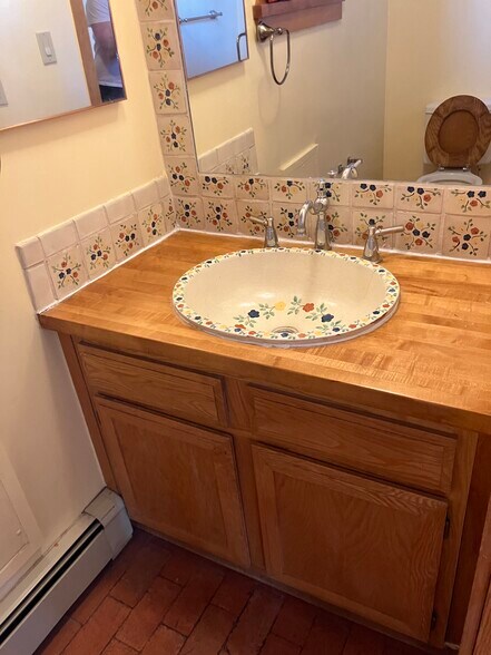 Building Photo - 3228 1/2 La Avenida de San Marcos