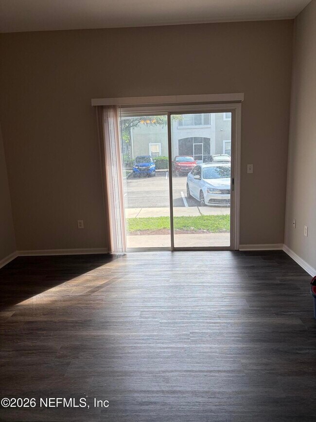Building Photo - 6099 Maggies Cir