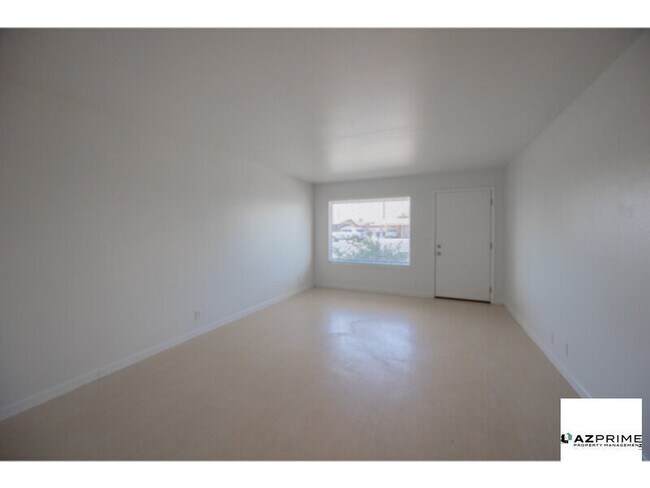 Building Photo - Stylish 2/2 Mesa Duplex Unit!