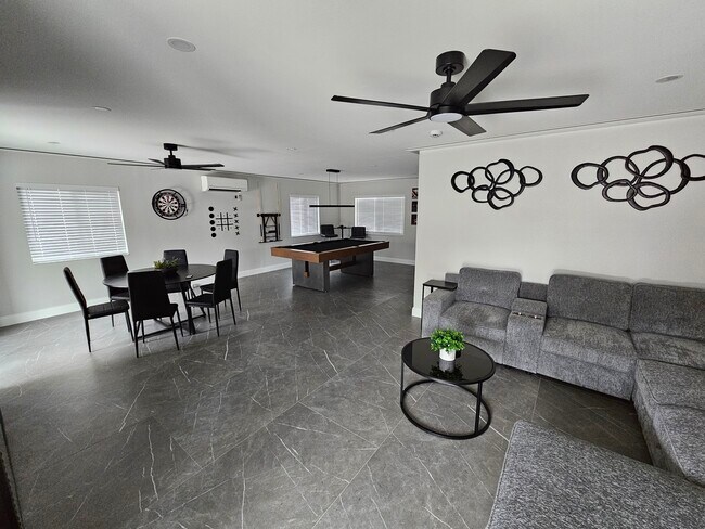 Building Photo - 8797 Rose Way