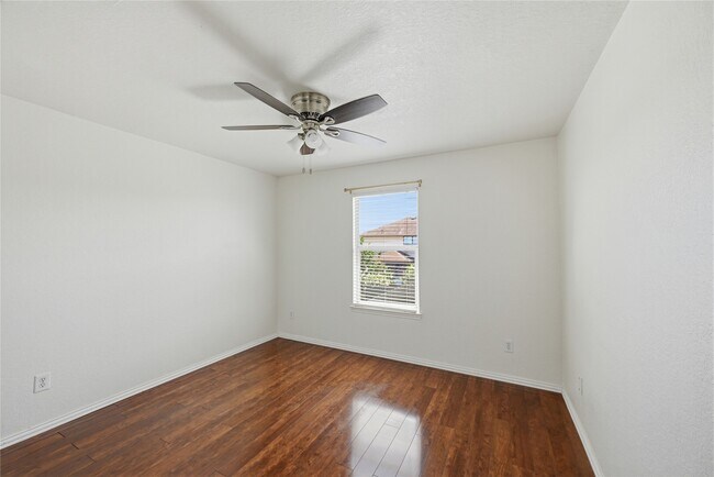 Building Photo - 7827 Raven Creek Ln