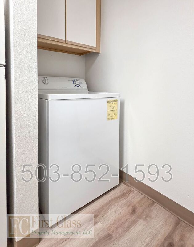 Building Photo - 1255 NW 183rd Ave