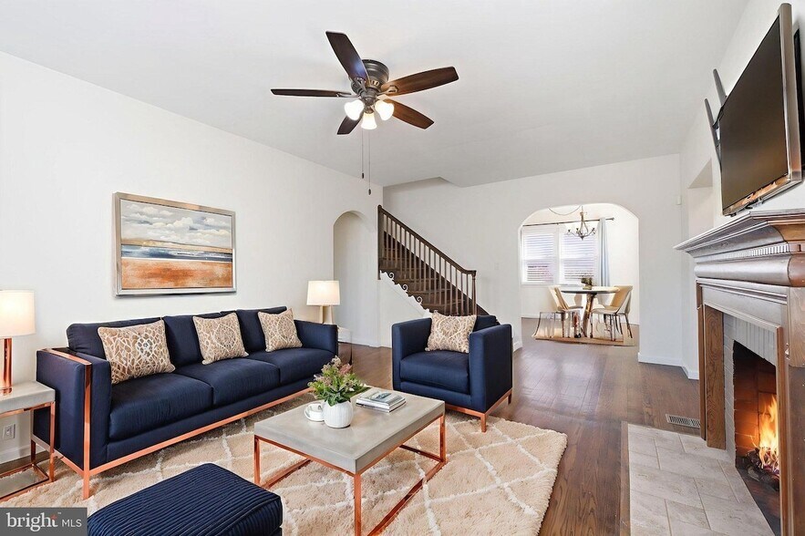 Building Photo - 3225 Chestnut St NE